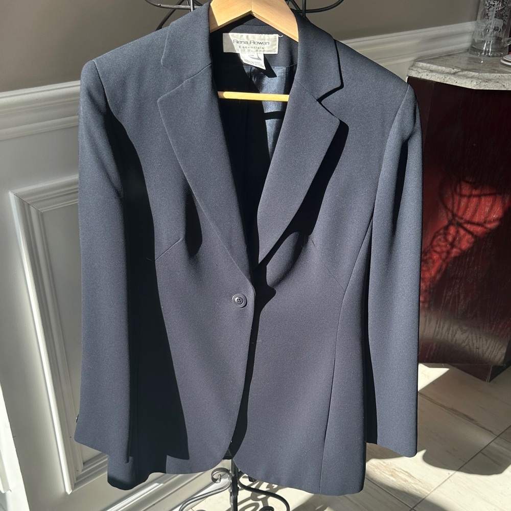 Rena Rowan Women's Navy Blazer
